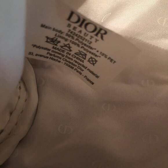 Dior Holiday 2024 Makeup Bag NEW - Picture 3 of 3
